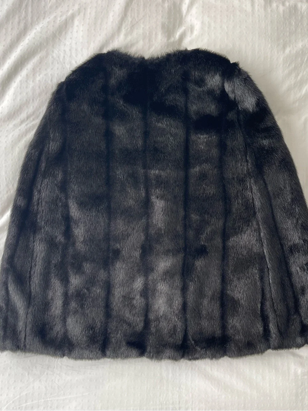 Luxurious Michael Kors’ Women's Black Faux Fur Cape, OS